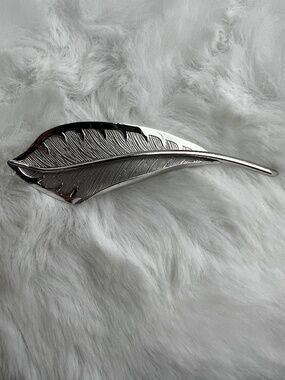 Vintage Bond Boyd Sterling Brooch
